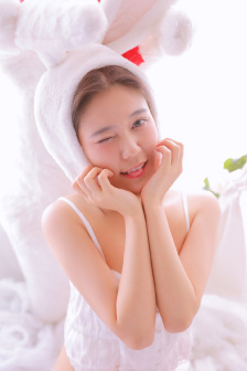 快穿系统荡女名器NP